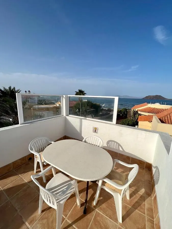 Pura Vida Surf Camp & School Hostel La Oliva